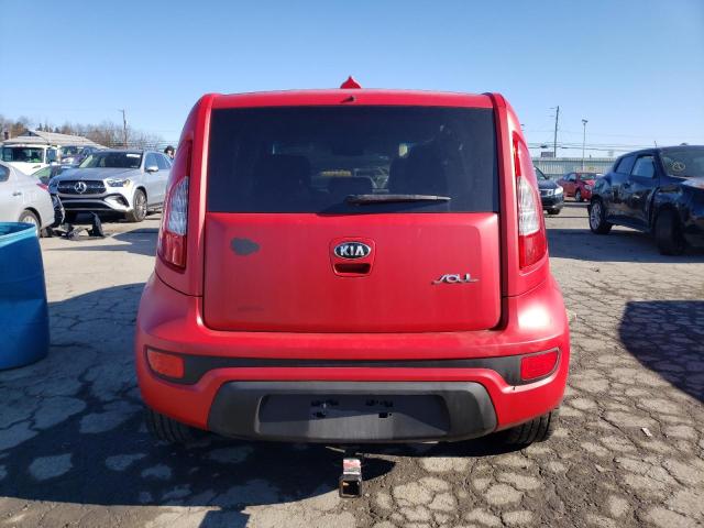 KNDJT2A5XD7622233 - 2013 KIA SOUL RED photo 6