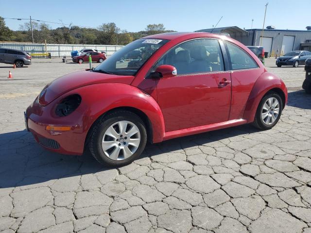2010 VOLKSWAGEN NEW BEETLE, 