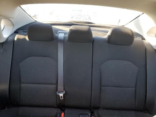 3KPF24AD8KE108129 - 2019 KIA FORTE FE Argent photo 10