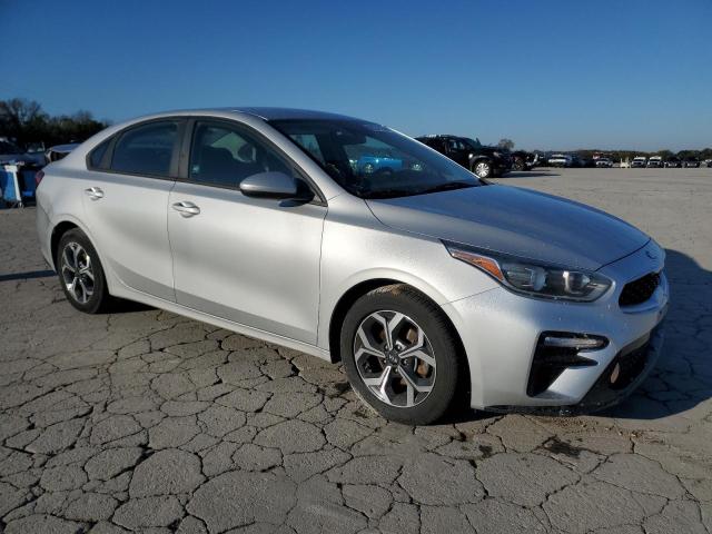 3KPF24AD8KE108129 - 2019 KIA FORTE FE Argent photo 4