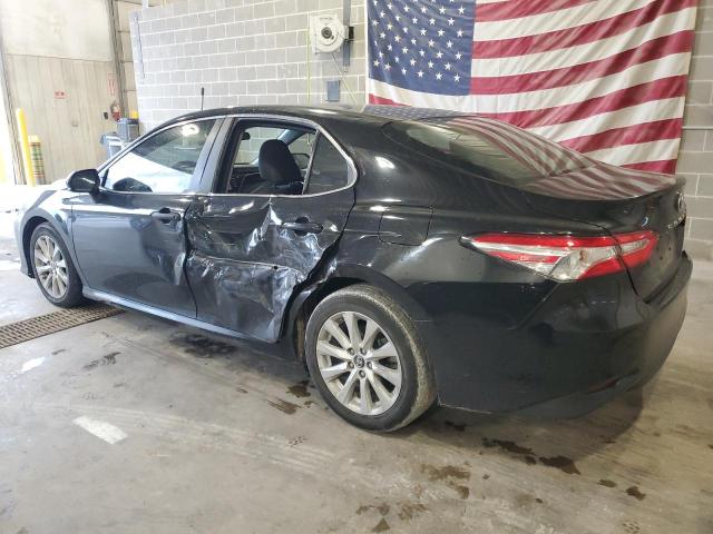 4T1B11HK4JU638548 - 2018 TOYOTA CAMRY L Чорний фото 2