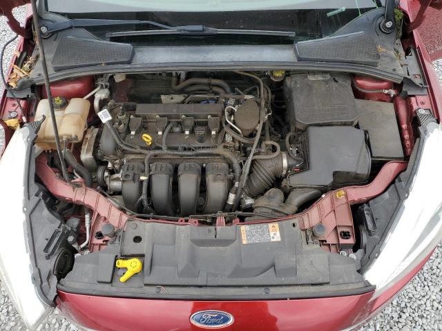 1FADP3K2XGL279534 - 2016 FORD FOCUS SE RED photo 11