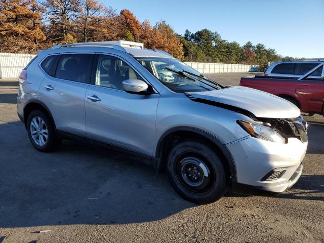 KNMAT2MV5FP550677 - 2015 NISSAN ROGUE S SILVER photo 4