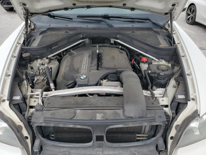 5UXZV4C56D0E11353 - 2013 BMW X5 XDRIVE35I WHITE photo 12