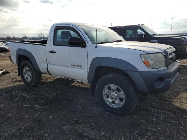 5TEPX42N06Z174489 - 2006 TOYOTA TACOMA WHITE photo 4