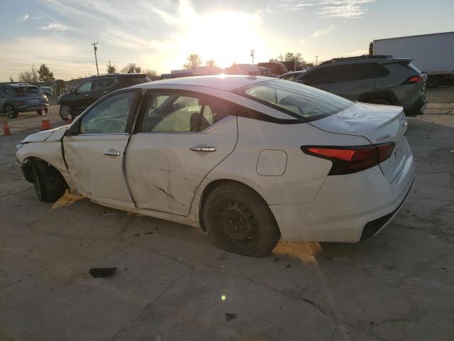 1N4BL4BV4KC209961 - 2019 NISSAN ALTIMA S WHITE photo 2