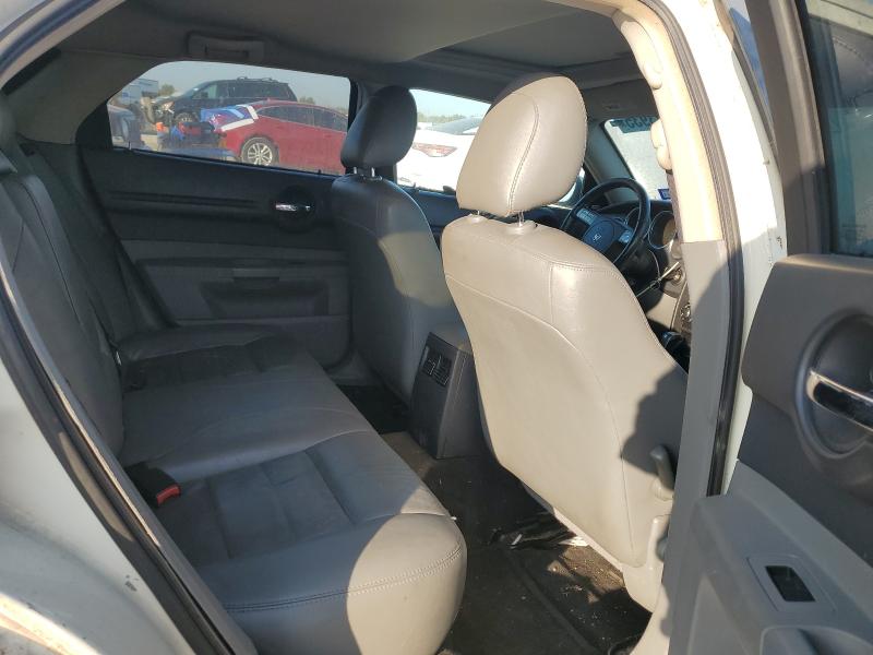 2D4GV58285H642992 - 2005 DODGE MAGNUM R/T CREAM photo 10