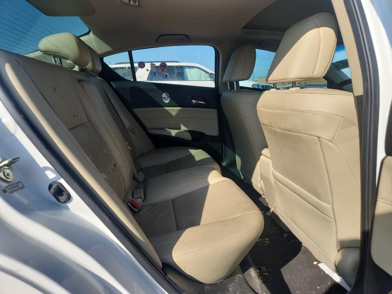 19VDE1F75EE014562 - 2014 ACURA ILX 20 TECH WHITE photo 10