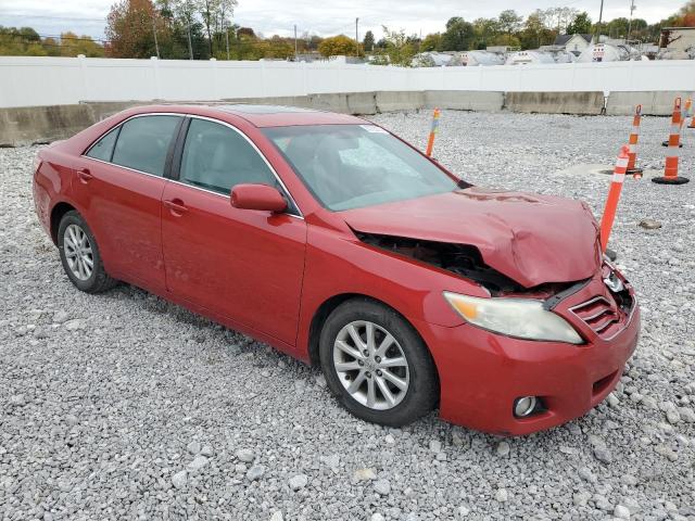 4T1BK3EK2AU115543 - 2010 TOYOTA CAMRY SE RED photo 4