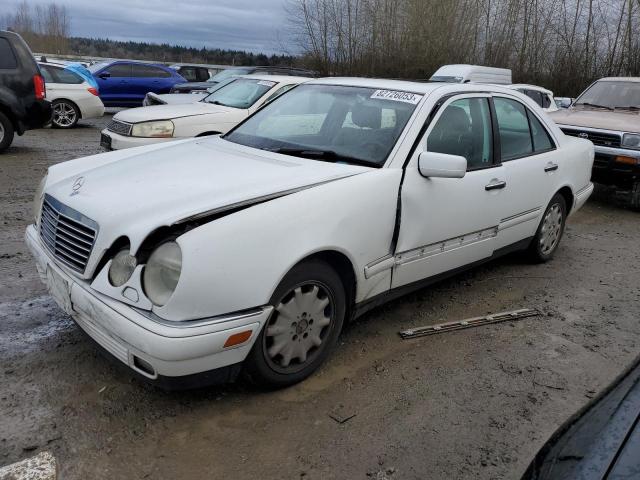 WDBJF65H2XA763970 - 1999 MERCEDES-BENZ E 320 WHITE photo 1