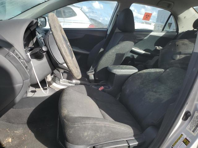 5YFBU4EE7DP119605 - 2013 TOYOTA COROLLA BASE Argent photo 7