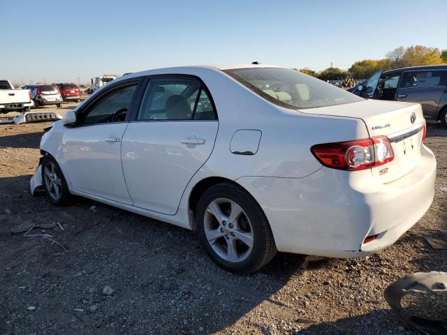 5YFBU4EE7DP097718 - 2013 TOYOTA COROLLA BASE თეთრი ფოტო 2
