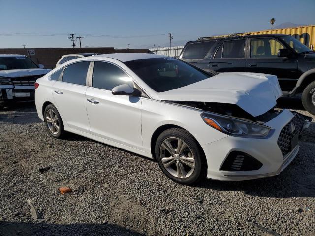 5NPE34AF4KH820207 - 2019 HYUNDAI SONATA LIMITED 白色 照片 4