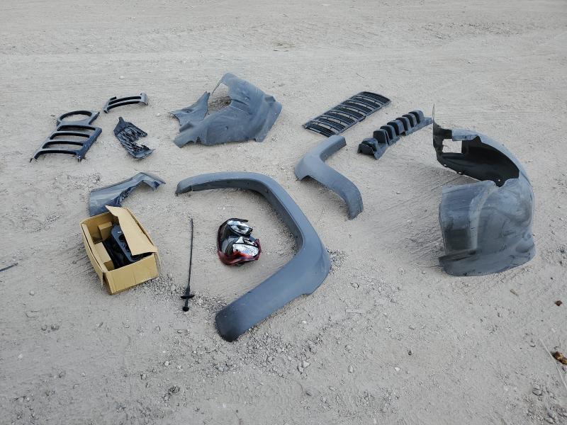 1J4GK48K04W229801 - 2004 JEEP LIBERTY SPORT 黑色 照片 12