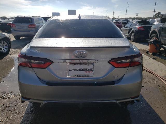 4T1T11AK7RU868191 - 2024 TOYOTA CAMRY SE NIGHT SHADE SILVER photo 6