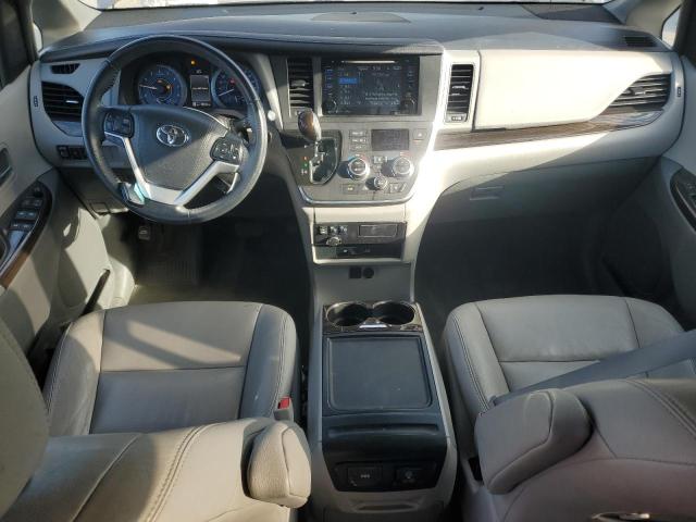 5TDDZ3DCXHS156312 - 2017 TOYOTA SIENNA XLE ნაცრისფერი ფოტო 8