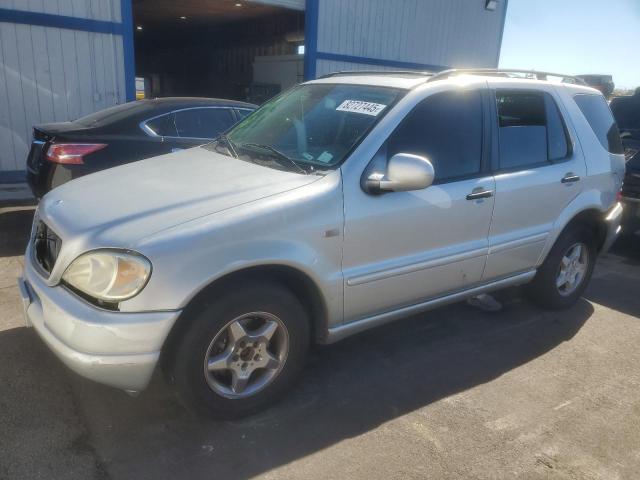 2001 MERCEDES-BENZ ML 320, 