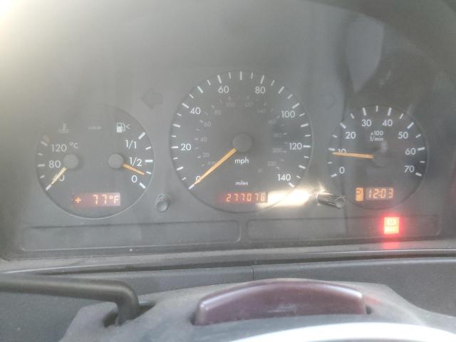 4JGAB54EX1A250354 - 2001 MERCEDES-BENZ ML 320 银色 照片 9