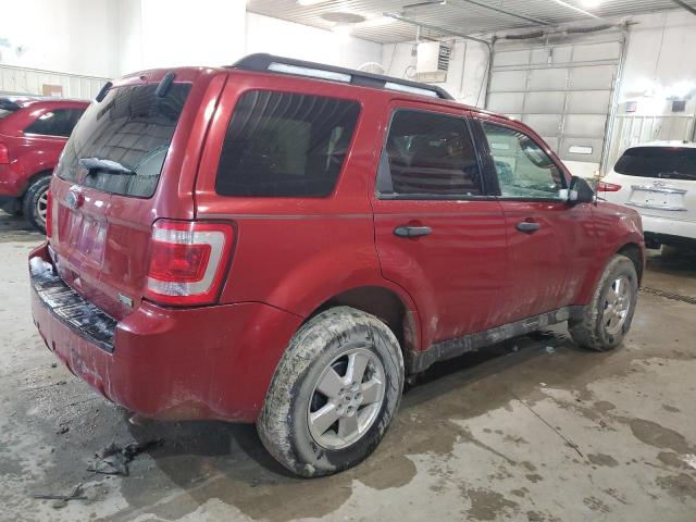 1FMCU0DG6BKA81453 - 2011 FORD ESCAPE XLT RED photo 3