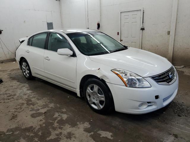 1N4AL2AP1BC121601 - 2011 NISSAN ALTIMA BASE WHITE photo 4