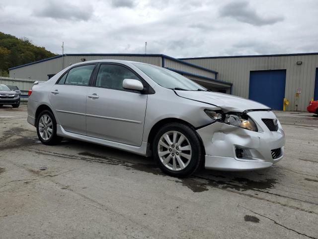1NXBU4EE8AZ359899 - 2010 TOYOTA COROLLA BASE فضي صورة 4