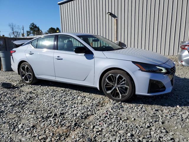 1N4BL4CV4PN383152 - 2023 NISSAN ALTIMA SR GRAY photo 4