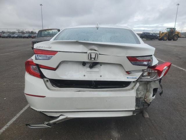 1HGCV3F18KA004148 - 2019 HONDA ACCORD HYBRID WHITE photo 6