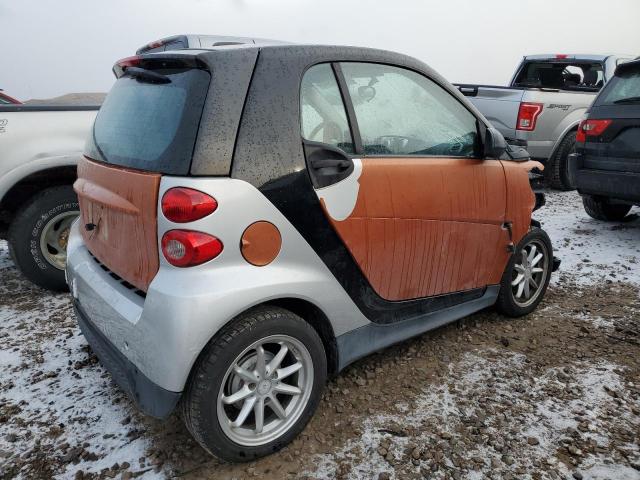 WMEEJ3BA4DK670320 - 2013 SMART FORTWO PURE TWO TONE photo 3