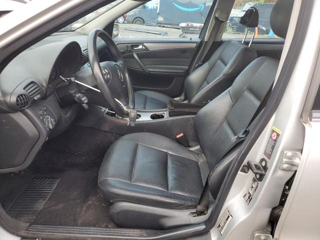 WDBRF64J65F560345 - 2005 MERCEDES-BENZ C 320 银色 照片 7