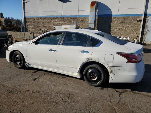 1N4AL3AP2FN408106 - 2015 NISSAN ALTIMA 2.5 WHITE photo 2