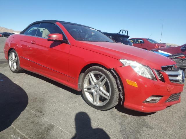 WDDKK7CF8BF119898 - 2011 MERCEDES-BENZ E 550 RED photo 4