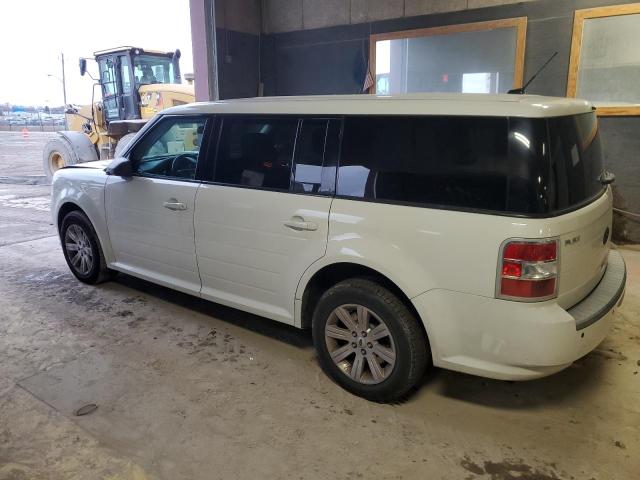 2FMGK5BC3BBD37255 - 2011 FORD FLEX SE WHITE photo 2