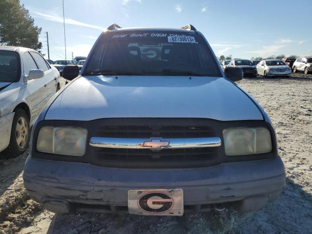 2CNBE13C336952407 - 2003 CHEVROLET TRACKER SILVER photo 5