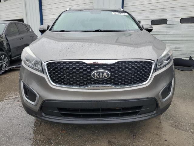 5XYPG4A54HG297419 - 2017 KIA SORENTO LX TAN photo 5