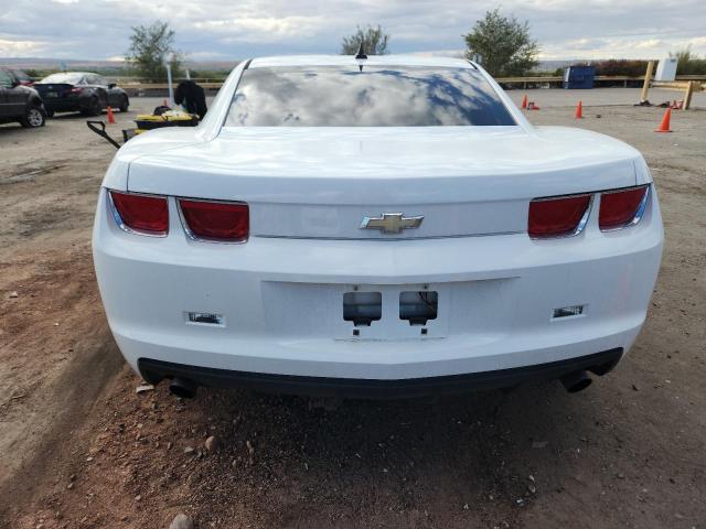 2G1FE1ED9B9201801 - 2011 CHEVROLET CAMARO LS Beyaz fotoğraf 6