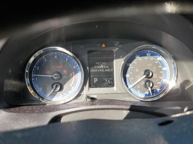 5YFBURHE7KP876445 - 2019 TOYOTA COROLLA L SILVER photo 9