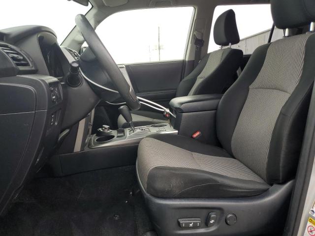 JTEBU5JRXJ5561104 - 2018 TOYOTA 4RUNNER SR5/SR5 PREMIUM SILVER photo 7