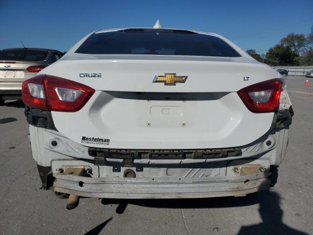 1G1BE5SM1J7157660 - 2018 CHEVROLET CRUZE LT WHITE photo 6