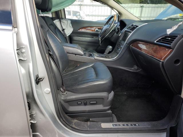 2LMDJ8JK0DBL01840 - 2013 LINCOLN MKX ვერცხლისფერი ფოტო 7