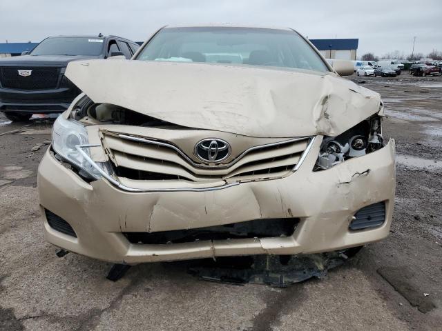 4T4BF3EKXAR011585 - 2010 TOYOTA CAMRY BASE GOLD photo 5