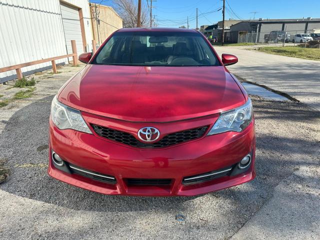 4T1BF1FK2CU520036 - 2012 TOYOTA CAMRY BASE RED photo 2