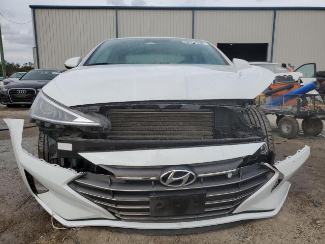 5NPD84LF3LH613979 - 2020 HYUNDAI ELANTRA SEL WHITE photo 5