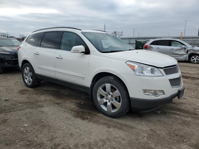 1GNKRLED9CJ224031 - 2012 CHEVROLET TRAVERSE LTZ WHITE photo 4