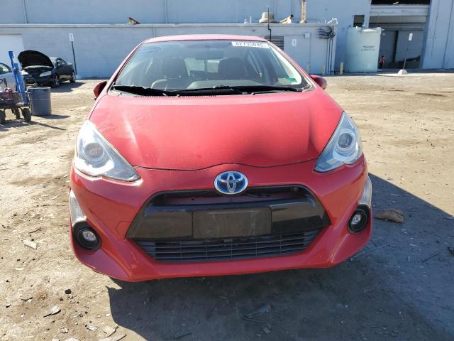 JTDKDTB32F1087537 - 2015 TOYOTA PRIUS C RED photo 5