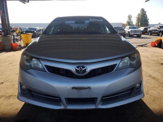 4T1BF1FK4CU610059 - 2012 TOYOTA CAMRY BASE Plata foto 5