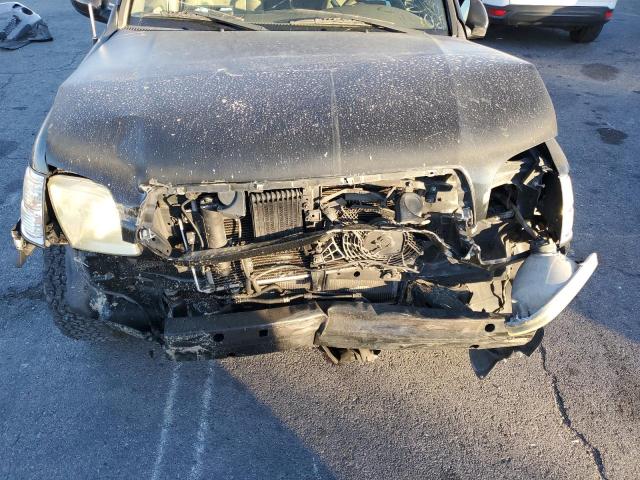 5TDZT34A02S105642 - 2002 TOYOTA SEQUOIA SR5 BLACK photo 12