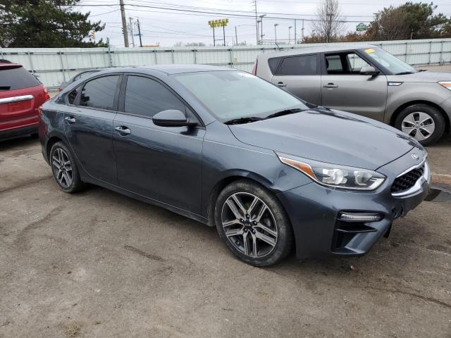 3KPF34ADXKE072716 - 2019 KIA FORTE GT LINE GRAY photo 4