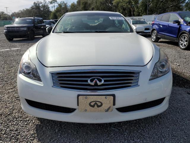 JNKCV66E29M722613 - 2009 INFINITI G37 BASE WHITE photo 5