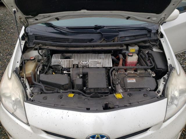 JTDKN3DU6F0404244 - 2015 TOYOTA PRIUS WHITE photo 11