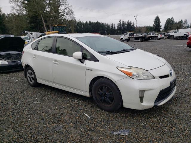 JTDKN3DU6F0404244 - 2015 TOYOTA PRIUS WHITE photo 4